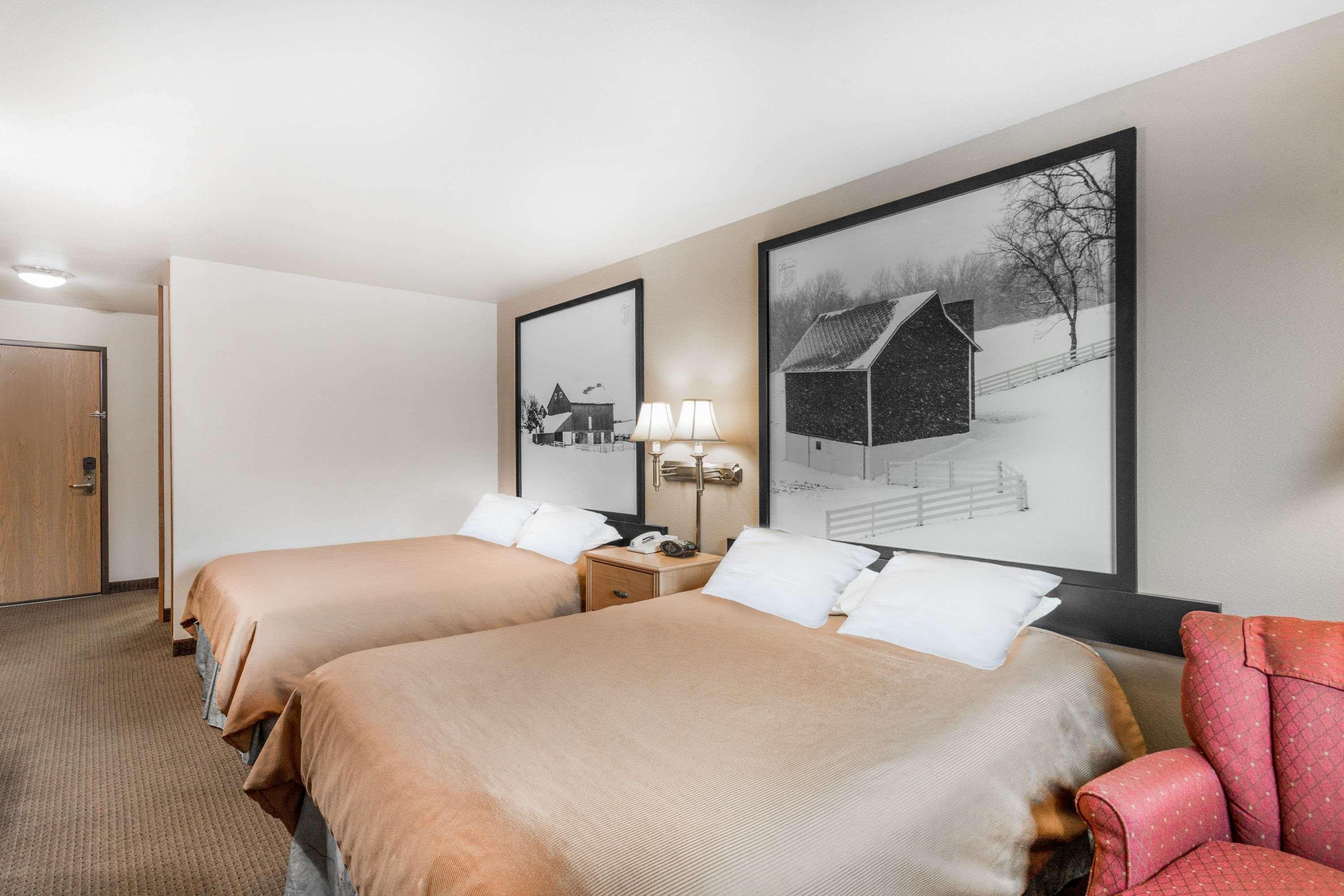 ซูเปอร์ 8 บาย วินด์แฮม มอนโร Hotel Monroe ภายนอก รูปภาพ